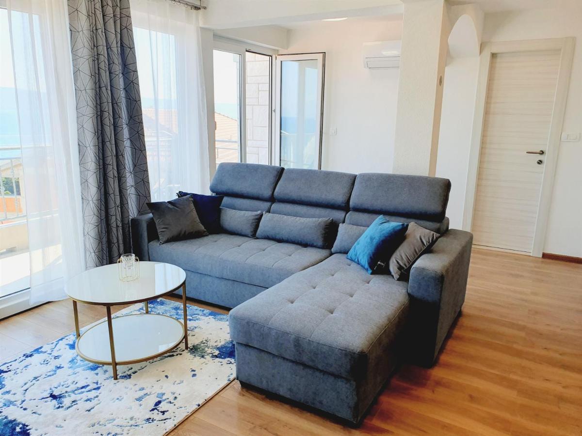 White House Apartments Дуги-Рат Экстерьер фото